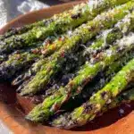 crispy grilled garlic parmesan asparagus spears - featured image